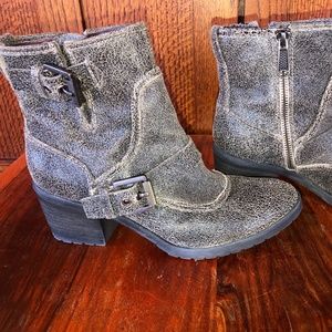 EUC! Donald J Pliner Delta Distressed Moto Boots